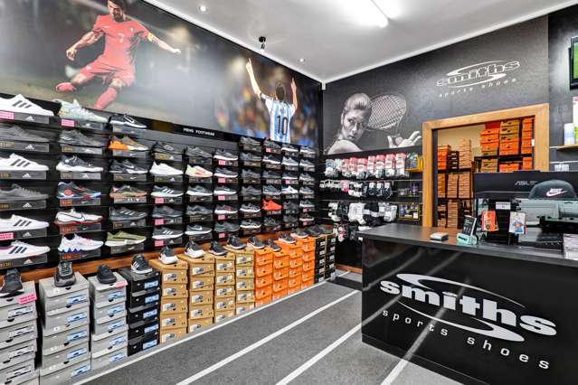 33 Smiths Sports Shoes New Plymouth_4