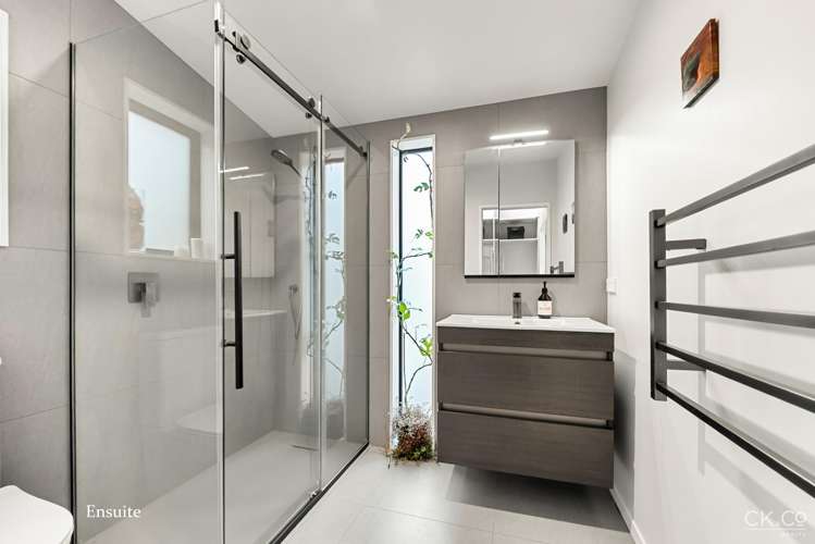 86 Hill Road Belmont_11