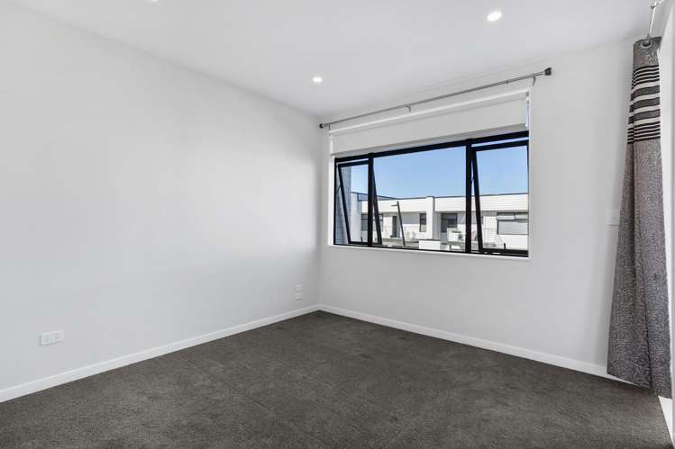 24 Moho Lane_5