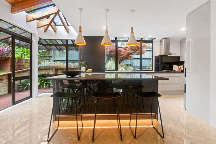 2/38 Colonial Road Birkenhead_6