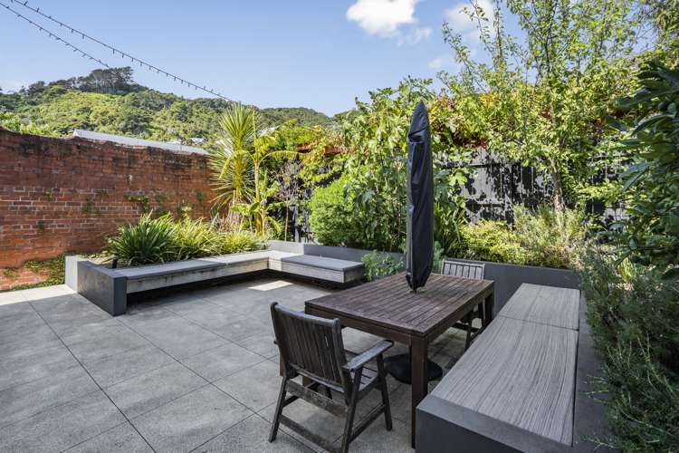 25 Marine Parade Eastbourne_24