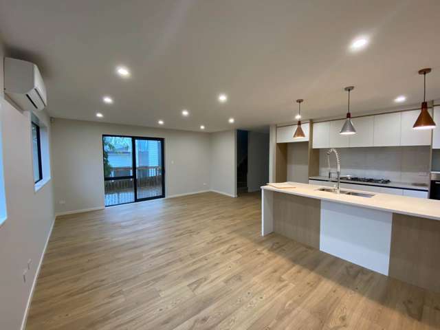 20B Neil Avenue Te Atatu Peninsula_3
