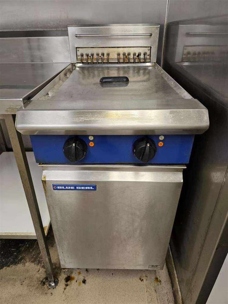 Shop 4, 108 Lambton Quay Wellington Central_11