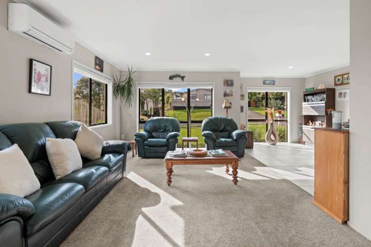 26 Jelas Road Red Beach_4