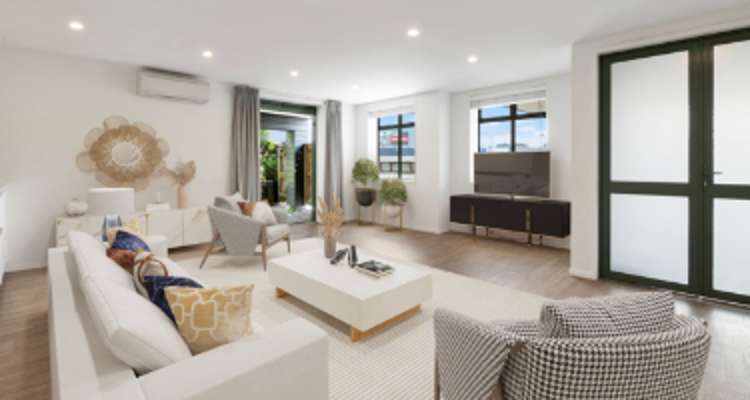 1/108 Unsworth Drive_0