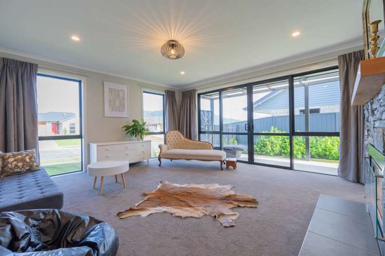 8 Hidden Lakes Avenue Te Anau_6