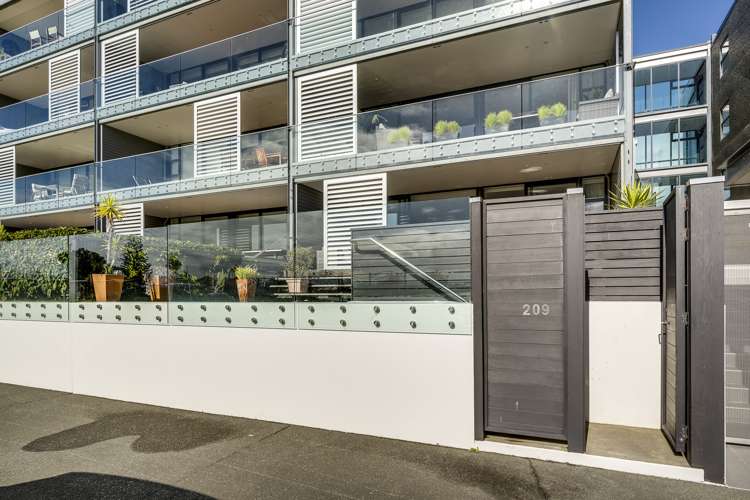 209/7 Humber Street Pandora_4