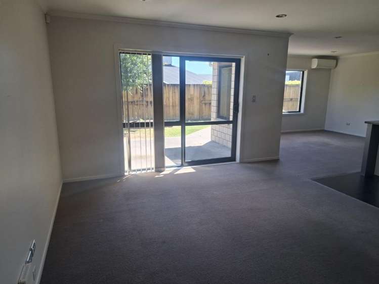 17 Ihimaera Terrace 1093_16