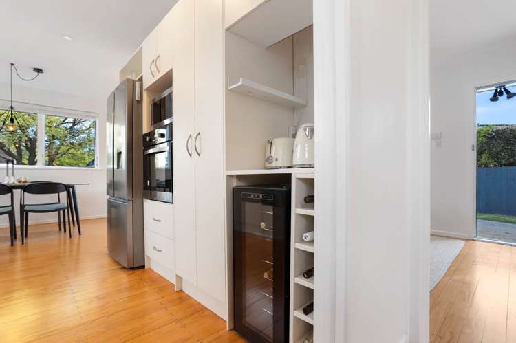 3 Brennan Avenue Te Atatu Peninsula_12