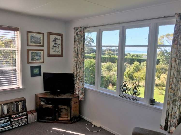 15 Frances Street Taieri Mouth_4