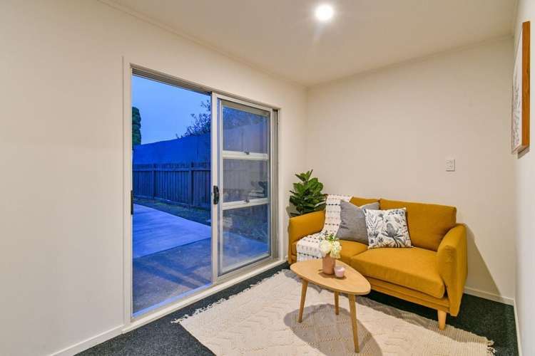 1/14 Hatherley Place Clendon Park_12