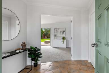 179 Lakeside Drive_3