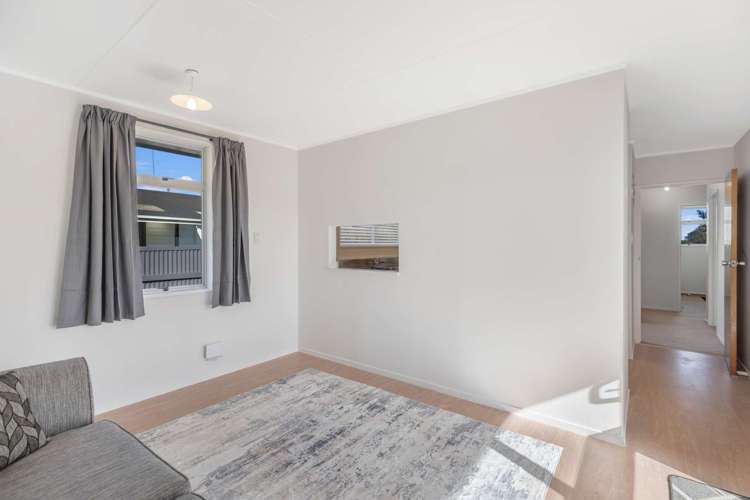 32 Cascade Crescent Westbrook_5