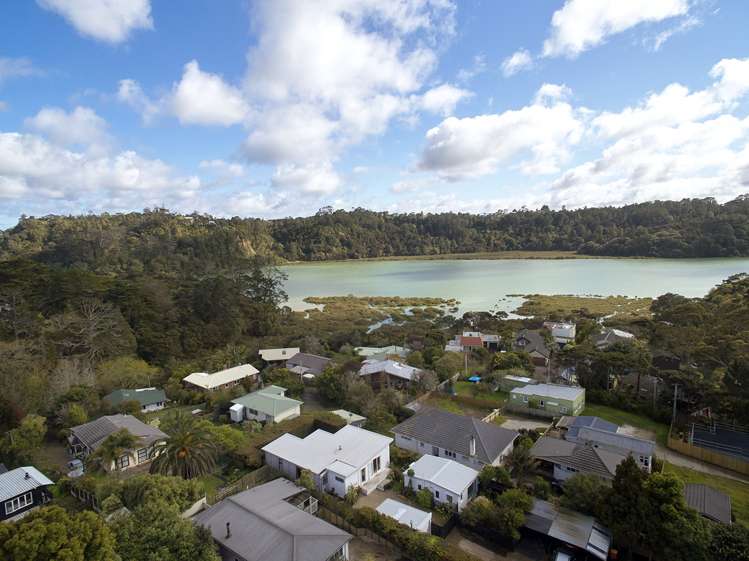 2/36 Cresta Avenue Beach Haven_16