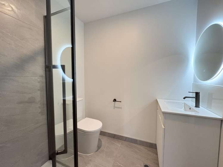 8/16 Molley Green Place 10044_7