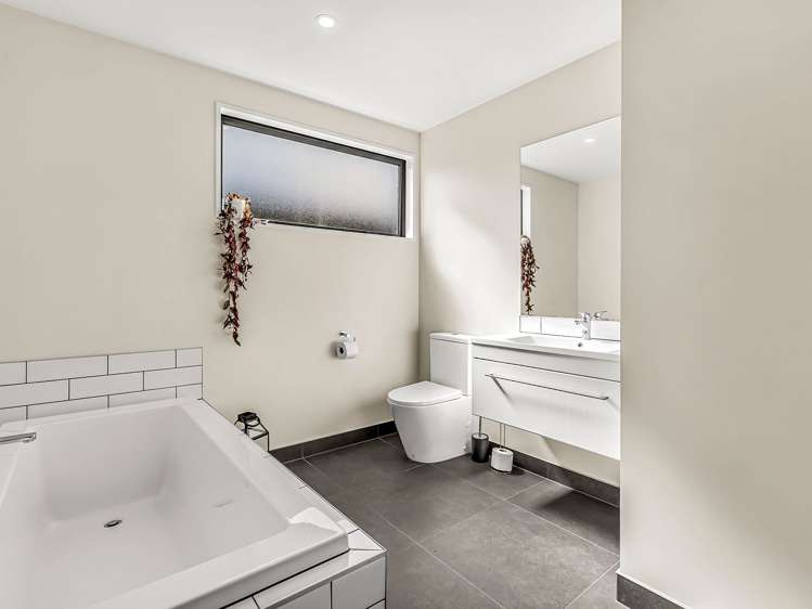 7 Gowenbrae Lane Wanaka_9