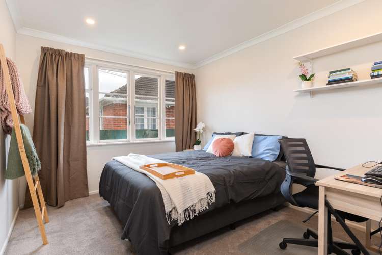 27 Hewer Crescent Naenae_9