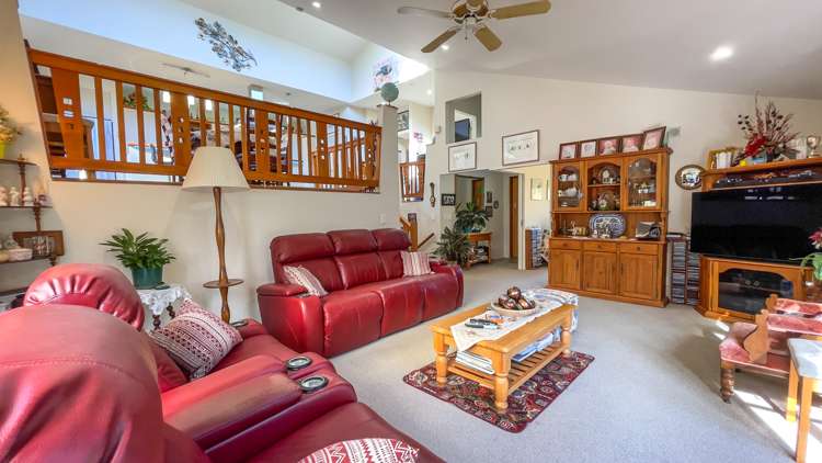 208 Mount View Road Thames_17