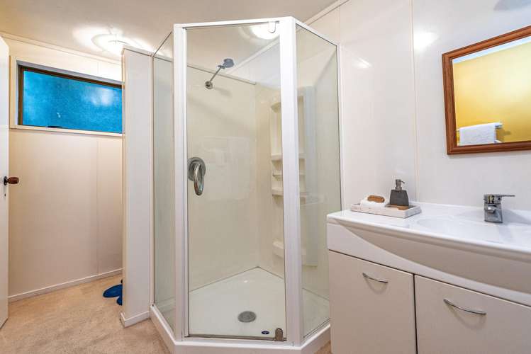 9 Riverbank Road Okoia_26