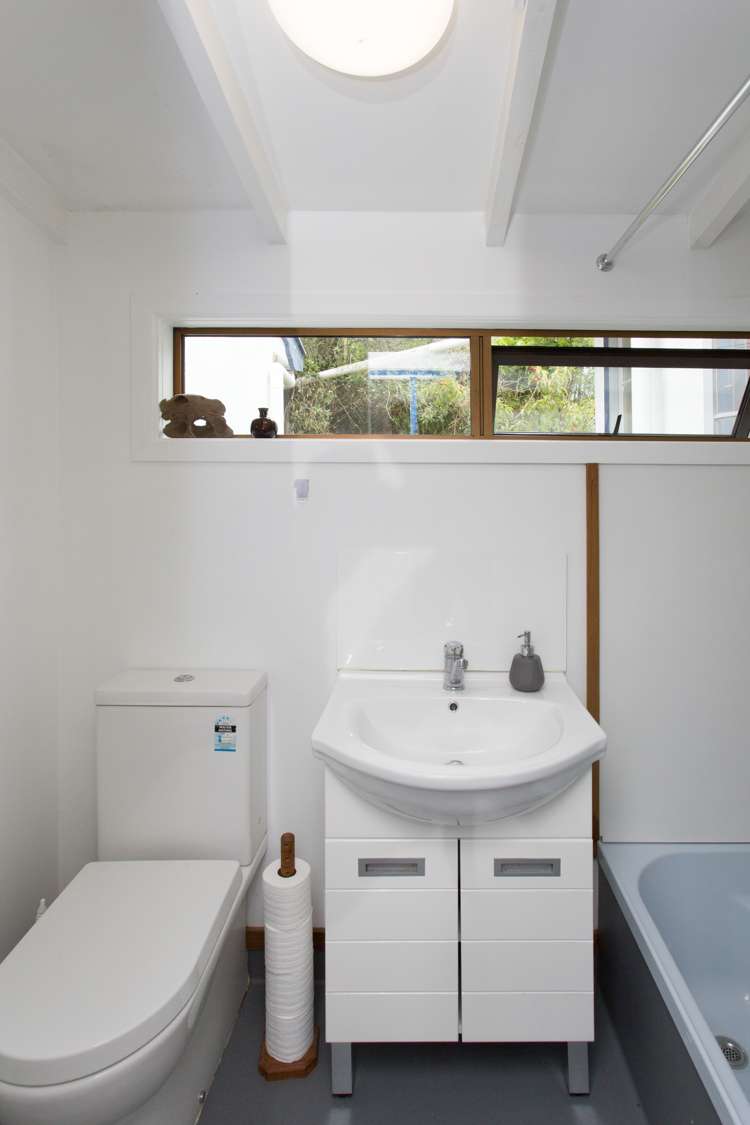 584 No 3 Line Okoia_16