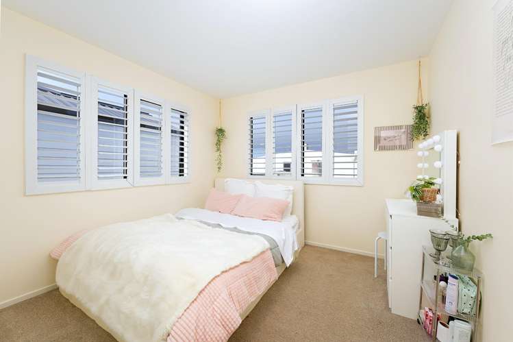 9/60 Kelman Road Kelston_5