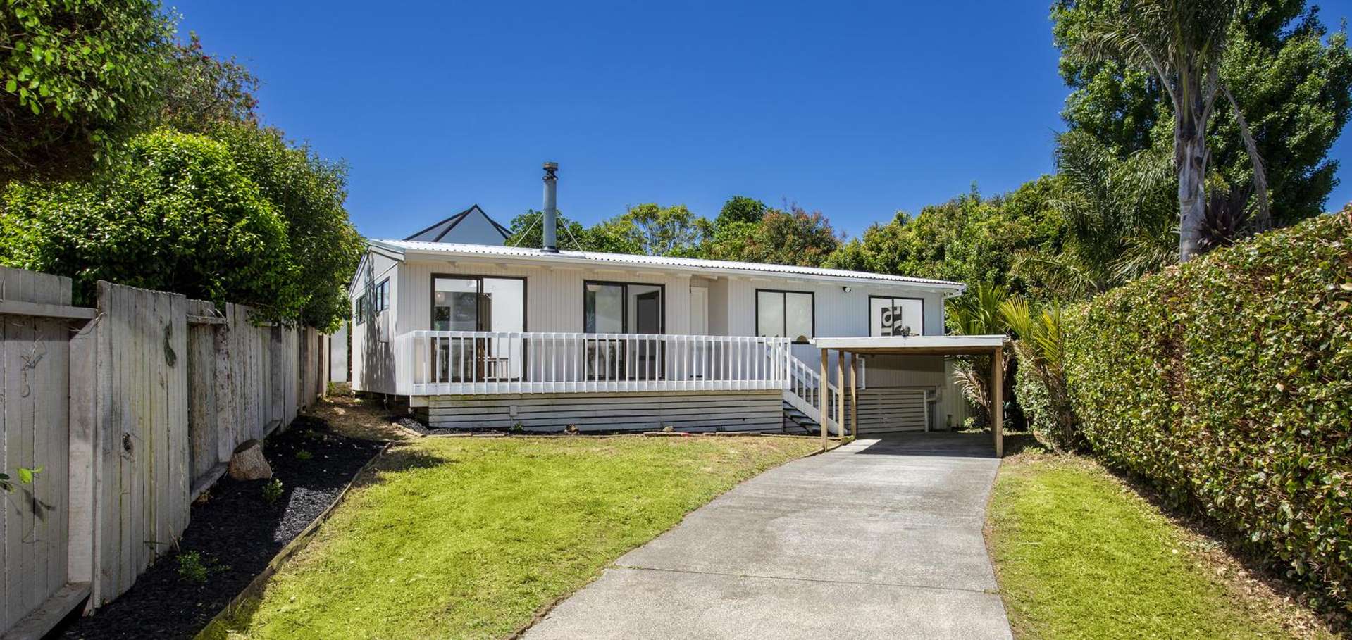 17 Winifred Avenue, Bayview Auckland_0