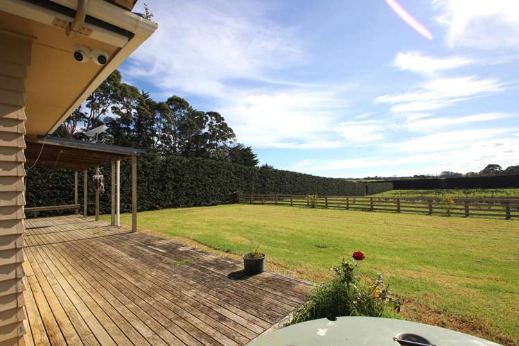 52 Brass Road Ahipara_10