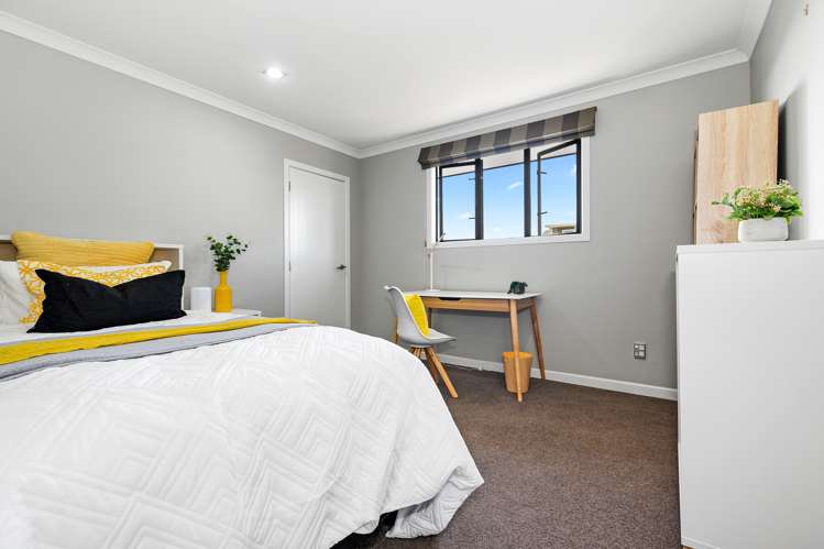 54 Somerton Drive Huntington_12