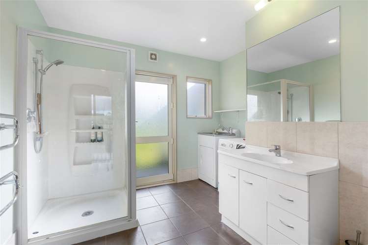 1021 Old North Road Waimauku_21