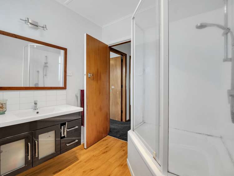 14 Bracken Street Leamington_16