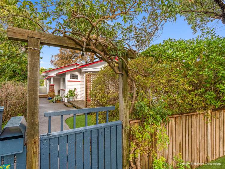 32 Hutchison Crescent_0