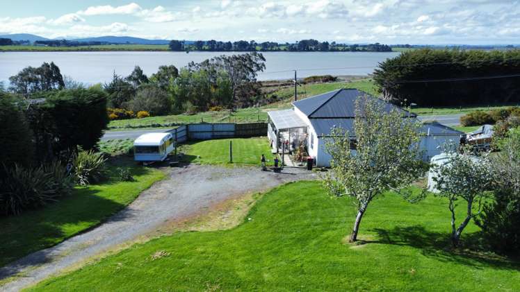 161 Orepuki Riverton Highway Riverton_17