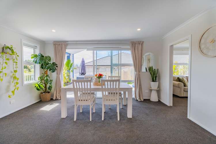27 Te Otinga Place Pyes Pa_11