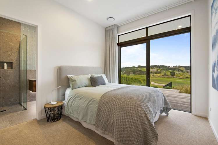 59 Grayson Road Wainui_19