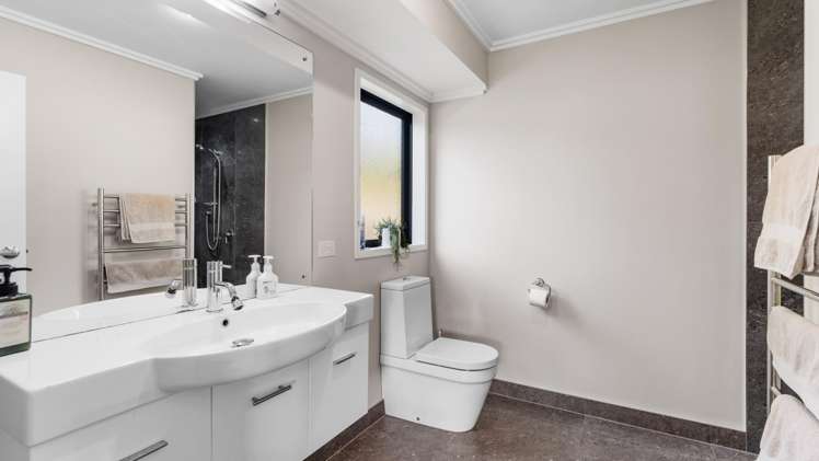 1027 Kaiaua Road Mangatangi_24