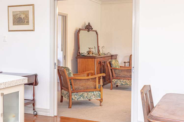 25 Lithgow Drive Otamatea_7