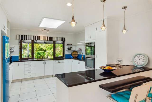 35 Greenaway Road Waikanae_2