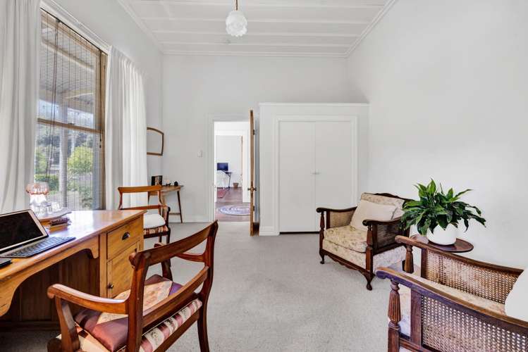 207 Egmont Street Patea_31