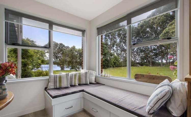10 Roretana Drive Athenree_6