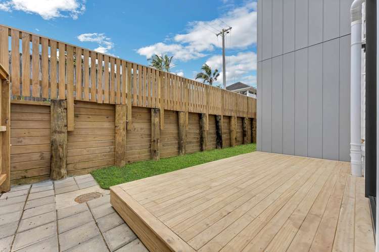 4/49 Northboro Road Belmont_16