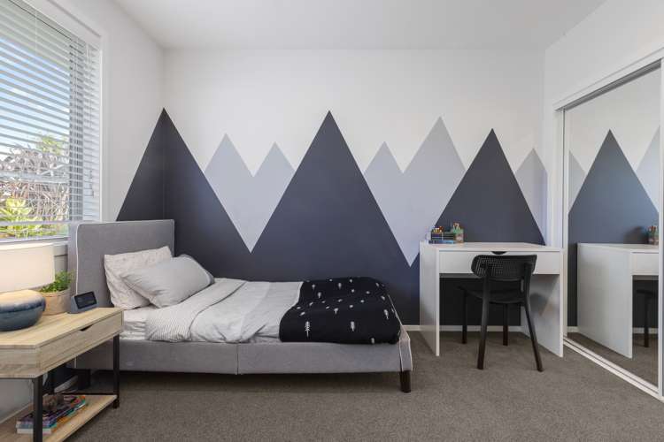 8 Bernora Crescent Bombay_17