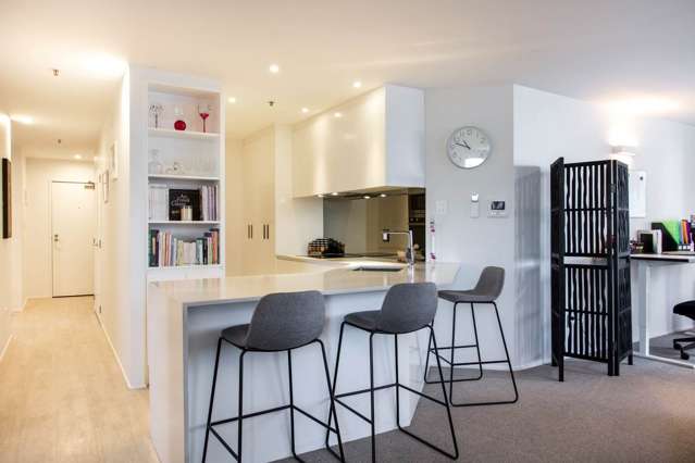 2D/171 Hurstmere Road Takapuna_3