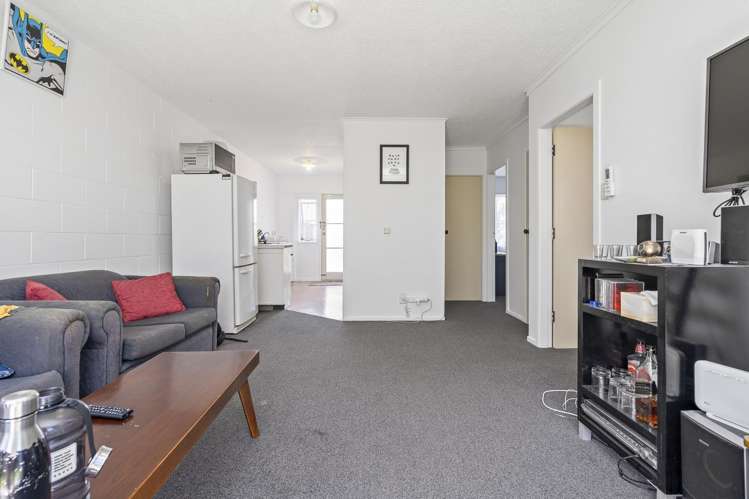 2/45 York Street 1074_5