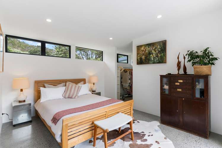 8 Erangi Place Bethells Beach_16