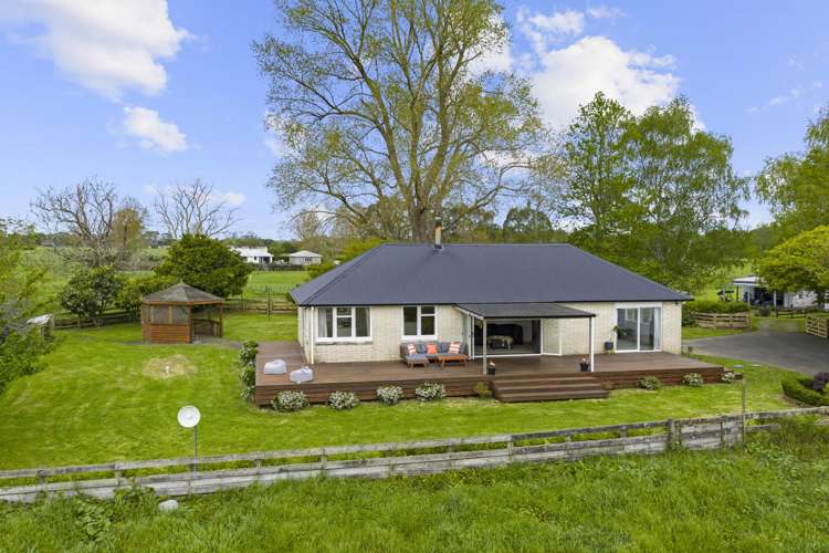 112 Cochrane Road Ngahinapouri_21