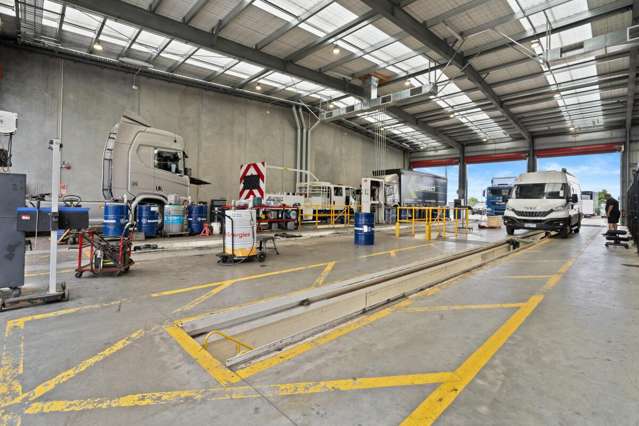 30 Earthmover Crescent Te Rapa_4