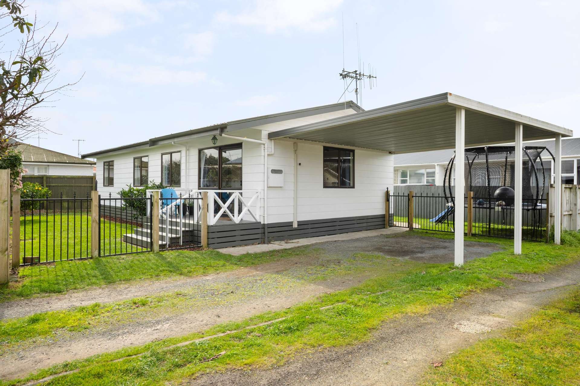 168a Tramway Road Enderley_0