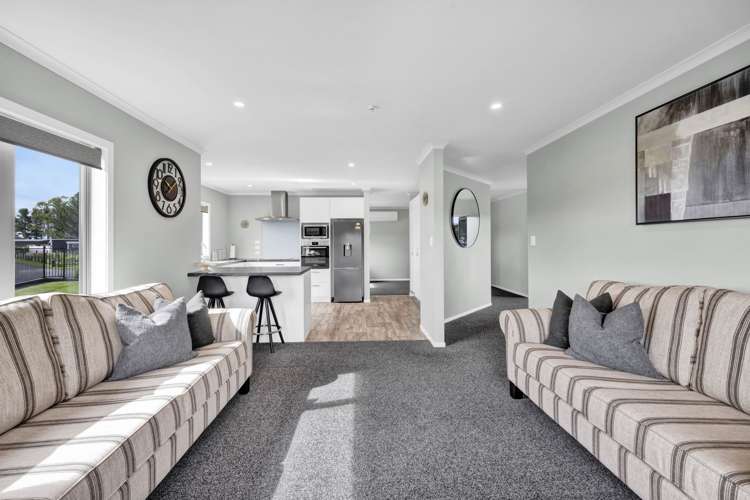 7 Mercade Close Stratford_22