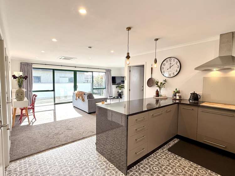 45 Edinburgh Crescent Waikiwi_15