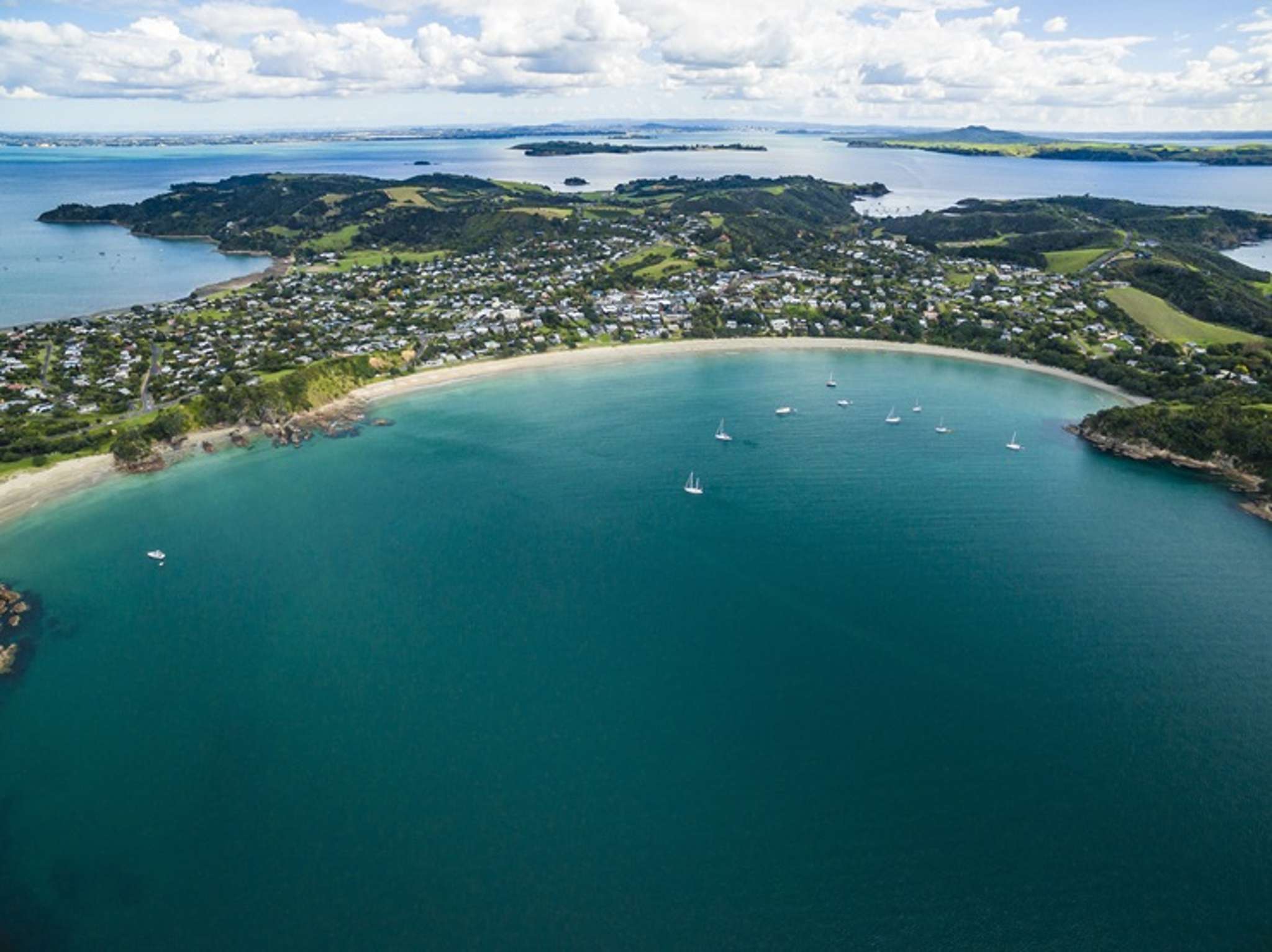 $1 billion hotspots: What it costs to live near the beach on Waiheke Island